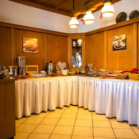 Fraenkischer Hof קיצינגן