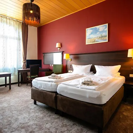 Fraenkischer Hof 3*
