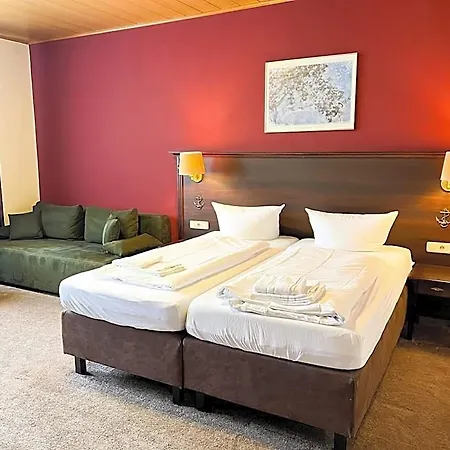 Fraenkischer Hof 3* Китцинген