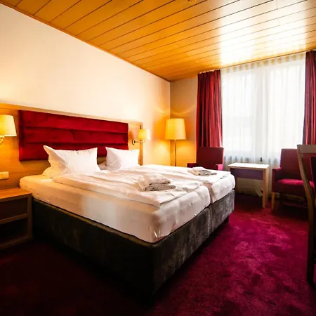 Fraenkischer Hof 3*